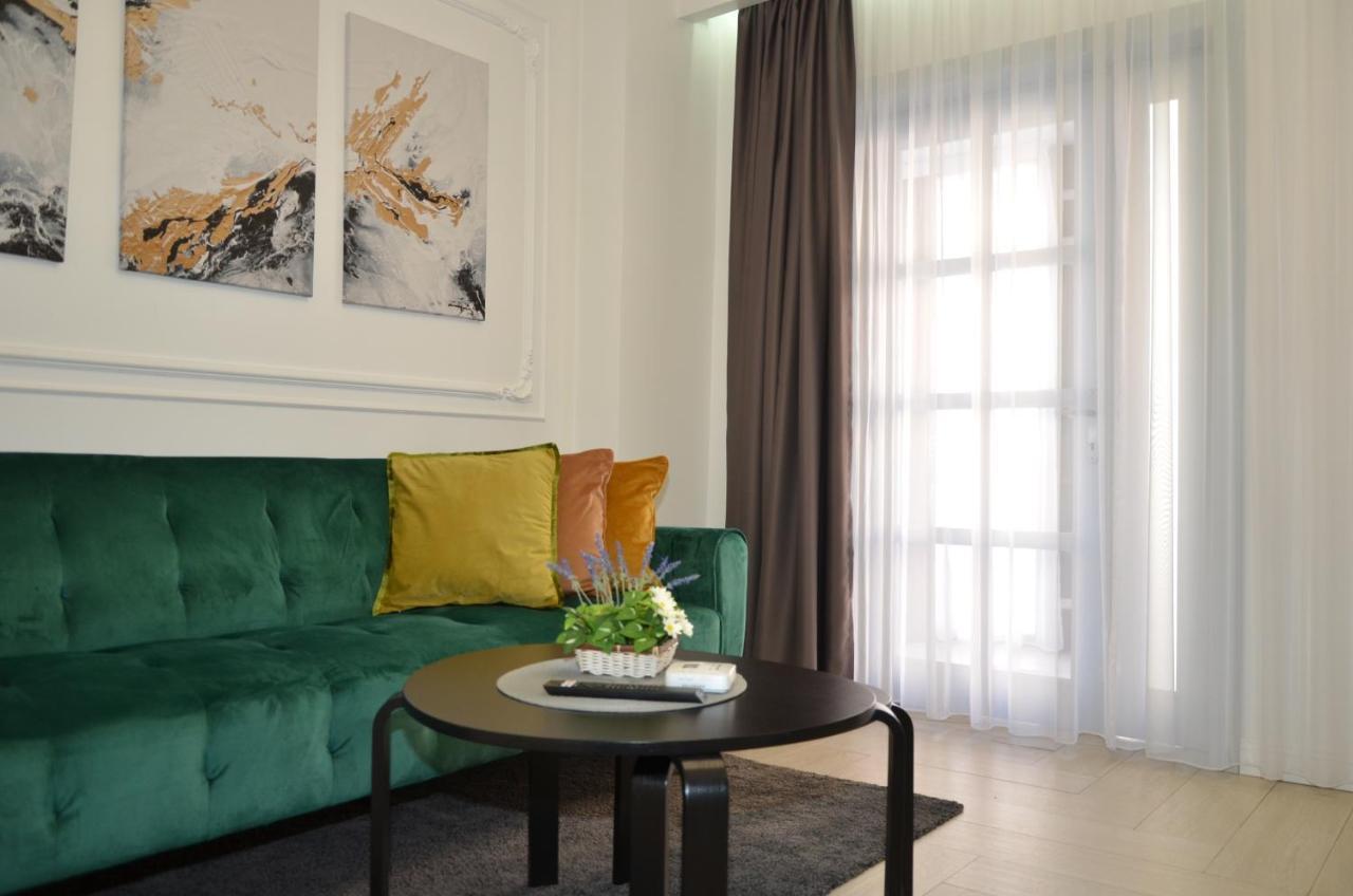 Luxury City Studios Curtea de Argeş Exteriör bild