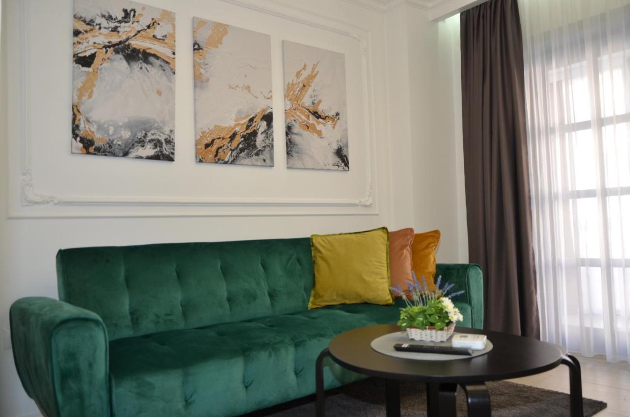 Luxury City Studios Curtea de Argeş Exteriör bild